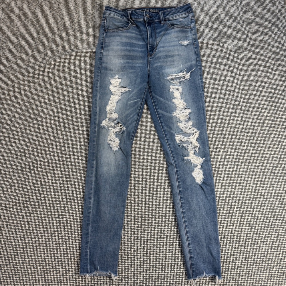 American Eagle Super Hi-Rise Jegging Distressed Raw Hem Size 8 Regular